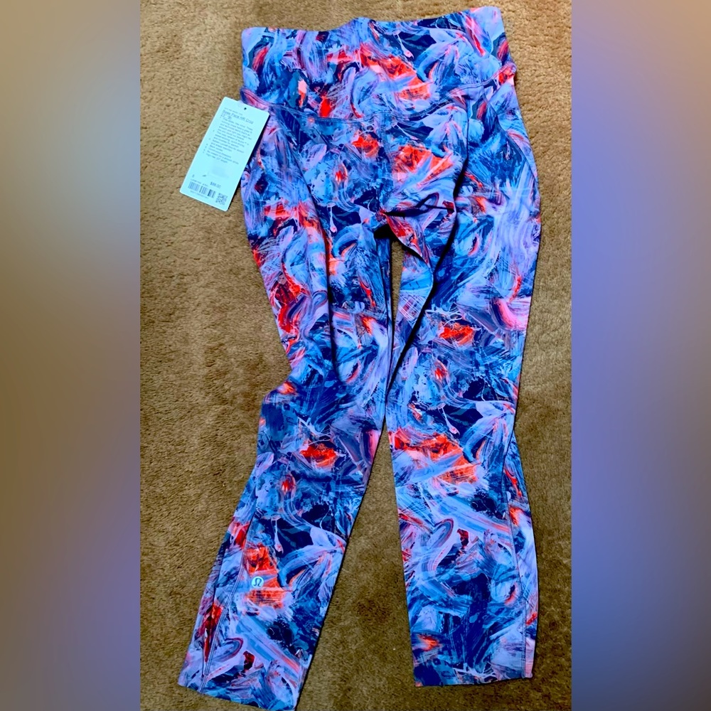 ⬇️New Lululemon size 8 Bace Pace crop 23”
